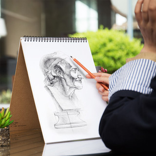 deli 得力 73 A4素描本 牛皮纸款 竖翻
