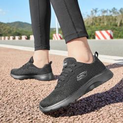 skechers斯凯奇女款运动休闲鞋柔软舒适运动老人鞋