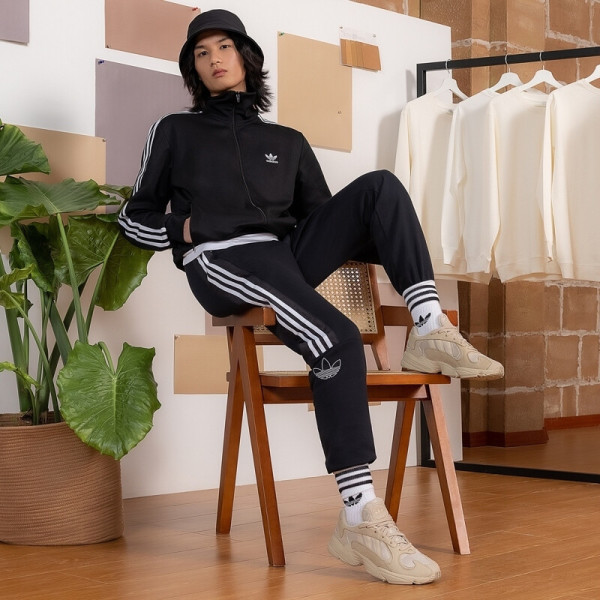 Adidas这次杀疯了?618年中大促惊喜连连,多款历史低价让你好看❗️