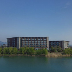 南京自驾游好去处！茅山涵田度假村 雅致景观房1晚含双早+50元港式明档无门槛抵用券1张+免费体验禅意抄经书等