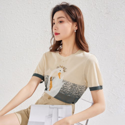 秋水伊人2022年夏季新款设计感气质上衣女小众轻熟风t恤