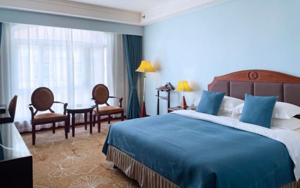 江苏连云港金陵神州宾馆 高级大床房2晚连住含双早套餐多少钱-什么