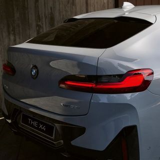 BMW 宝马 X4 22款 xDrive 30i M运动套装