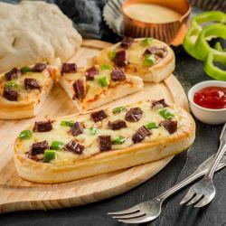 广州酒家 利口福 嫩牛尊品芝士船蒸烤披萨85g*2 早餐晚餐 速冻食品