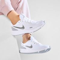 NIKE 耐克 REVOLUTION 5 中性款跑鞋 BQ3207