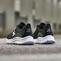 xtep特步男鞋运动鞋春夏新款跑步鞋男士鞋子休闲鞋男跑鞋黑色42