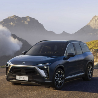 NIO 蔚来 ES8 22款 450KM 基准版 6座