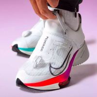 NIKE 耐克 Air Zoom Tempo NEXT%中性跑鞋