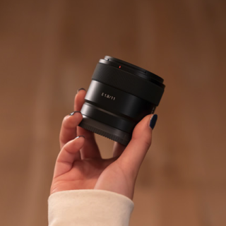 SONY 索尼 E 11mm F1.8 广角定焦镜头 索尼E卡口 55mm