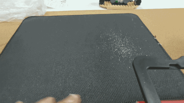桌面吸尘器，智商税还是真神器？