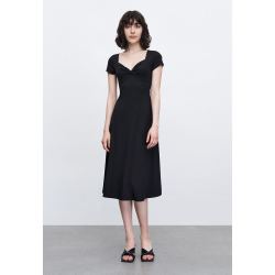 URBAN REVIVO 女士镂空连衣裙 WG15S7AN2015