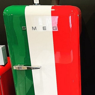 Smeg 斯麦格 FAB28 风冷单门冰箱 270L 意大利旗款