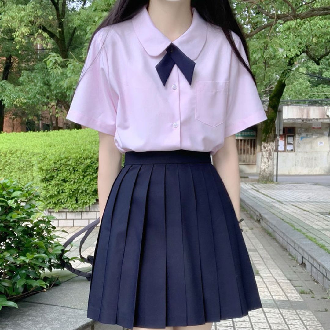 爷青回！《猫眼三姐妹》新版白幼瘦VS复古御姐风，你更喜欢哪种风格？