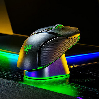 RAZER 雷蛇 鼠标底座专业版 RGB幻彩集成4kHZ接收器 幻彩充电底座（内随附一块无线充电模块）