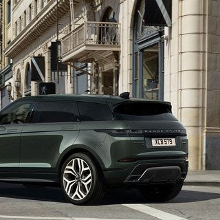 Land Rover 路虎 揽胜极光 22款 极光L 200PS R-Dynamic Standard 精英版