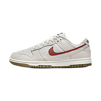 NIKE 耐克 Dunk Low Se 女子运动板鞋 DO9457-100 灰白红 36.5