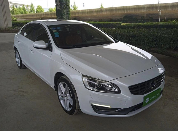 VOLVO 沃尔沃 S60L 2016款 T5 智驭版 二手车 订金