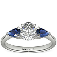 补贴购：Blue Nile 0.81克拉椭圆形钻石+经典梨形蓝宝石订婚戒指