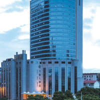 国庆不加价，海航旗下！湖南天玺大酒店 商务大床房2晚连住套餐