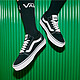 VANS 范斯 ACTIVE系列 Ward 中性运动板鞋 VN0A36EMC4R 黑/白 44