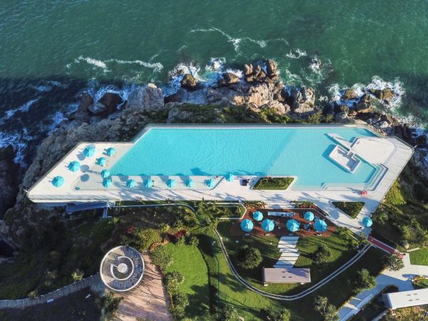 270°海景环绕!海陵岛北洛秘境洛悦酒店 海景双床房1晚套餐(含早+泳池门票+晚餐)