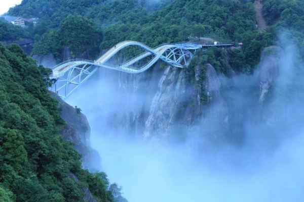 不怎么加价的开元,去台州吃糯唧唧!神仙居开元颐居 山景大床房/留仙里双床房1晚套餐(含2大1小早餐+风筝放飞等春日特色活动)
