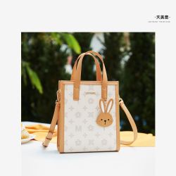 teenmix 天美意 包包新款经典老花手提通勤单肩斜挎包女包水桶包托特