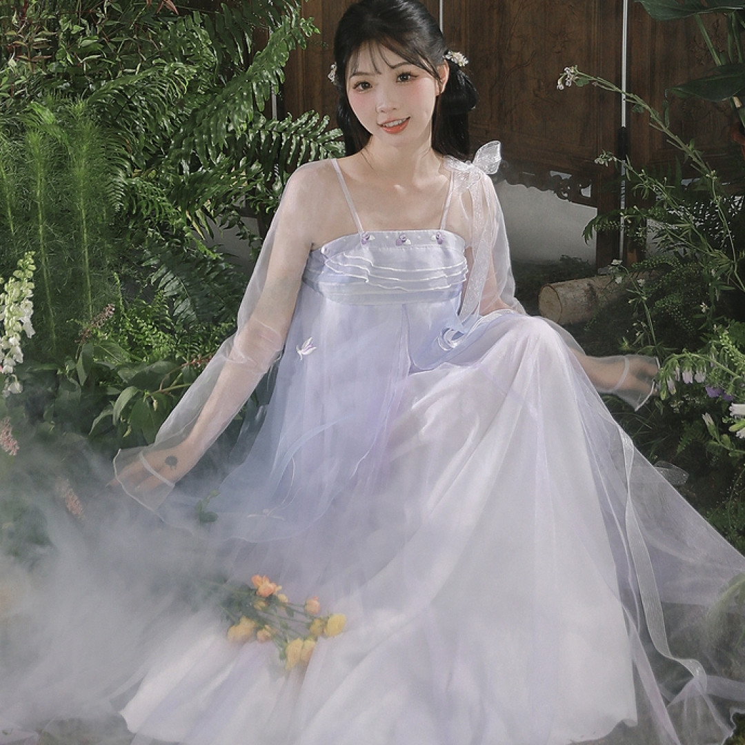 当爆火古偶剧《苍兰诀》遇上汉服?如何看待与影视剧结合的“改良汉服”?你会为此买单吗?