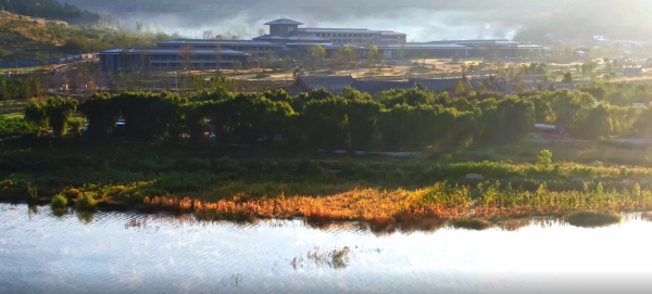 打卡尼山圣境景区!山东曲阜尼山宾舍酒店 园景/湖景/院落房(含双早+景区双人入园体验)