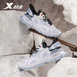 XTEP 特步 山海系列一念 透气潮流复古老爹鞋 879219320528+袜子