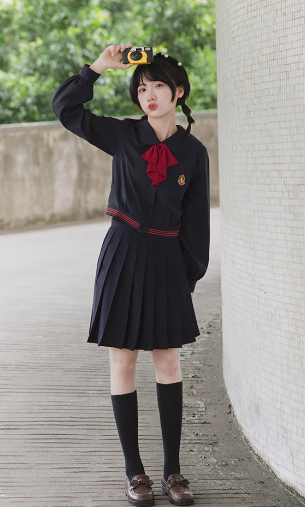 小茶帮你搭 | JK制服冬天怎么穿?保暖搭配来咯~