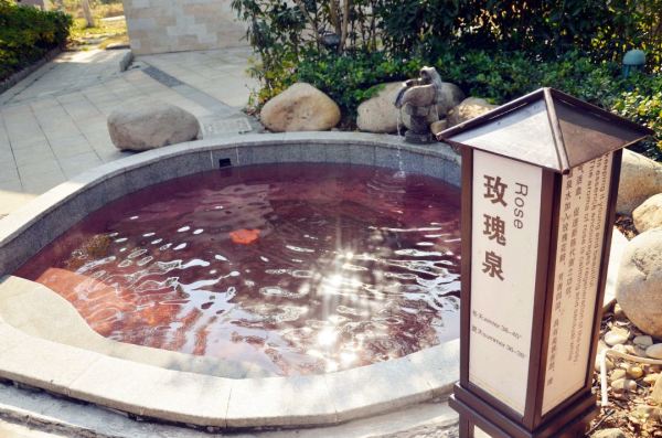 今冬必备泡汤指北!平价/贵价/雪场/海边/私汤/山野,全国温泉酒店双十一好价清单
