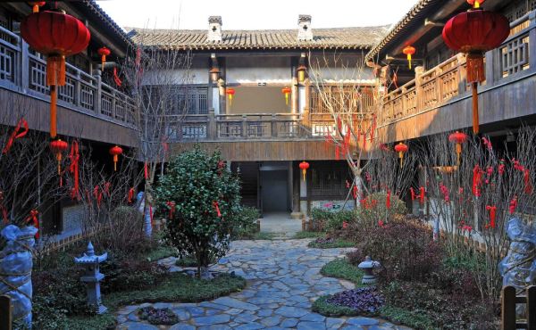 江浙沪周边游推荐!常州茅山东方盐湖城闲养度假区酒店 山居房1晚套餐(含双早+盐湖城门票等)