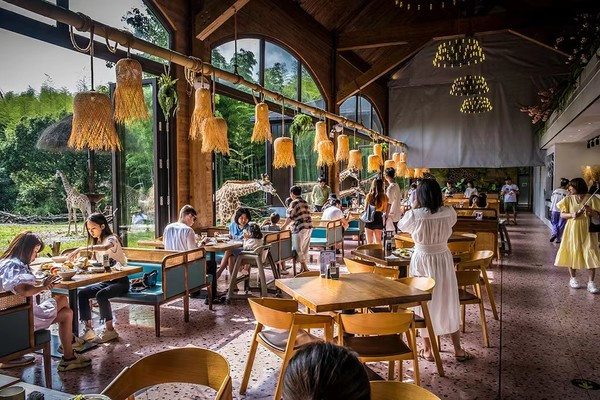 有娃家庭码住!全国亲子游酒店/乐园门票爆款清单,一篇搞定寒假出游!