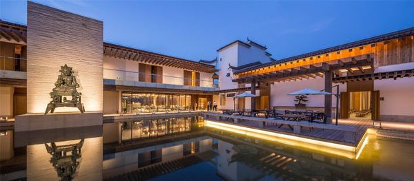 莲花峰下清通河畔,享避世禅修!九华山德懋堂酒店旗舰店 指定房型1-2晚套餐(含3早+抄经礼佛体验)