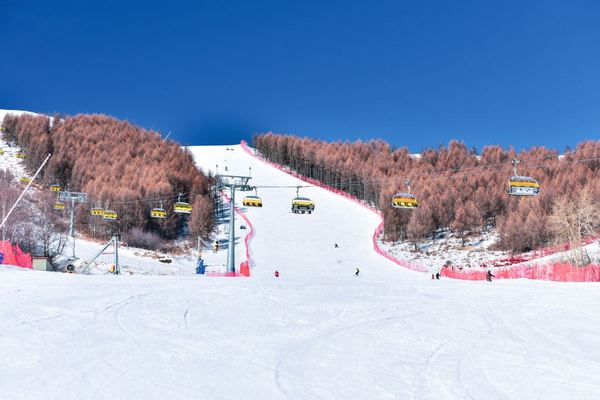 送滑雪票！享冬奥会同款雪道！张家口崇礼密苑太子酒店/云顶大酒店 多房型2晚+双早+滑雪票