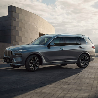 BMW 宝马 X7 23款 xDrive40i 行政型 M运动套装