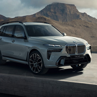 BMW 宝马 X7 23款 xDrive40i 行政型 M运动套装