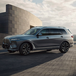 BMW 宝马 X7 23款 xDrive40i 尊享型 豪华套装