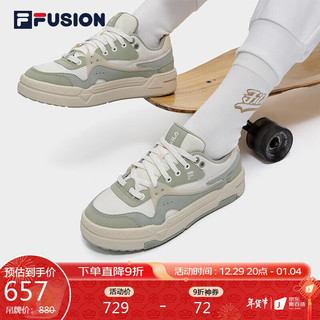 FILA 斐乐 FUSION斐乐潮牌女鞋潮流板鞋2022冬厚底休闲运动鞋BANK 微白/茶绿-WT 38.5