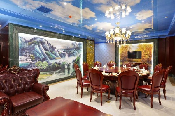 江湖人称“宇宙文综总复习圣地”!长沙万家丽世贸酒店 行政豪华套房3晚套餐(含双早+可拆分)