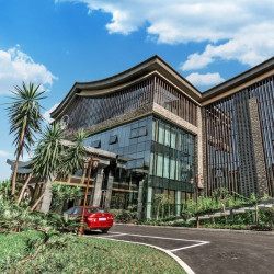 峨眉山脚景点众多，清明五一端午不加价！峨眉山林溪温泉酒店 林隐澹泊大床房1晚套餐（含双早+双人温泉）