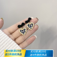 s925秋冬耳环2022新款潮新品耳坠耳钉耳饰韩国格子爱心蝴蝶结耳夹