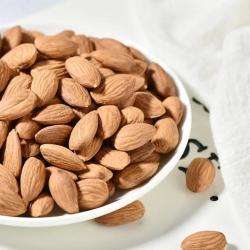 womaifoods喔迈食品喔迈巴旦木仁生扁桃仁1斤