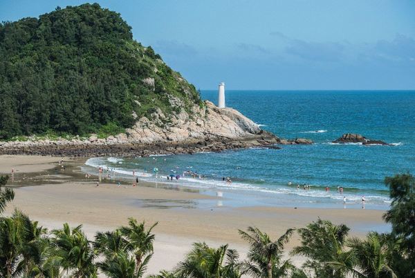 打卡天际泳池、珍珠白沙滩！阳江海陵岛北洛秘境酒店海景双床房1晚含早+沙滩+山体公园