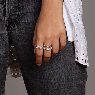 APM Monaco 饰来运转戒指女生食指环银饰设计高级生日礼物送女友