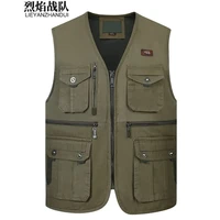 烈焰战队 马甲 新品男士中年秋季户外多口袋钓鱼马甲 摄影导演工装马夹 中老年休闲纯色棉质带里衬坎肩 105款浅军色马甲 4XL