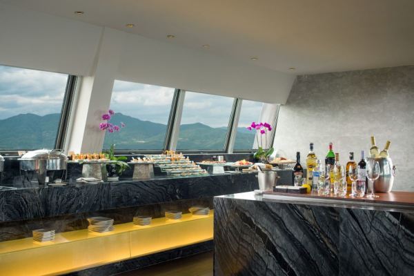 三亚湾一线海景 高评分亲子一站式酒店!三亚湾海居铂尔曼度假酒店 全海景房 2晚连住套餐(含双早+入住康乐礼包 1 份+权益福利)