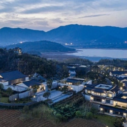 逛雅达·阳羡溪山小镇，入住江南画卷！宜兴龙隐溪山别院 庭院房1晚（含双早+首日迷你吧+接驳车等）