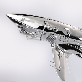 HOWstore | Sorayama空山基机械鲨鱼银色雕塑限量潮流艺术礼物